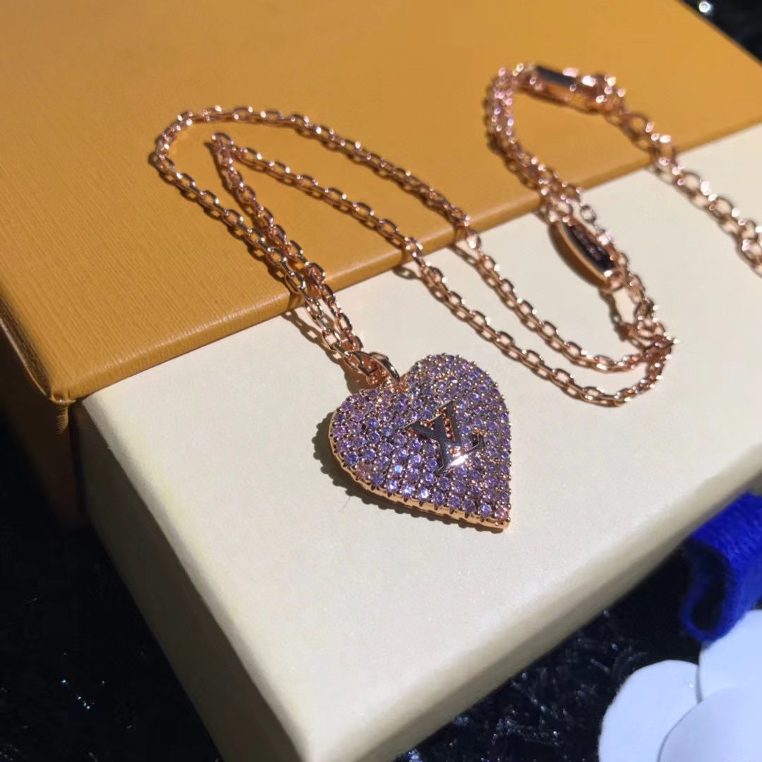 LVカラーダイヤモンドハートネックレス【50％割引+送料無料】