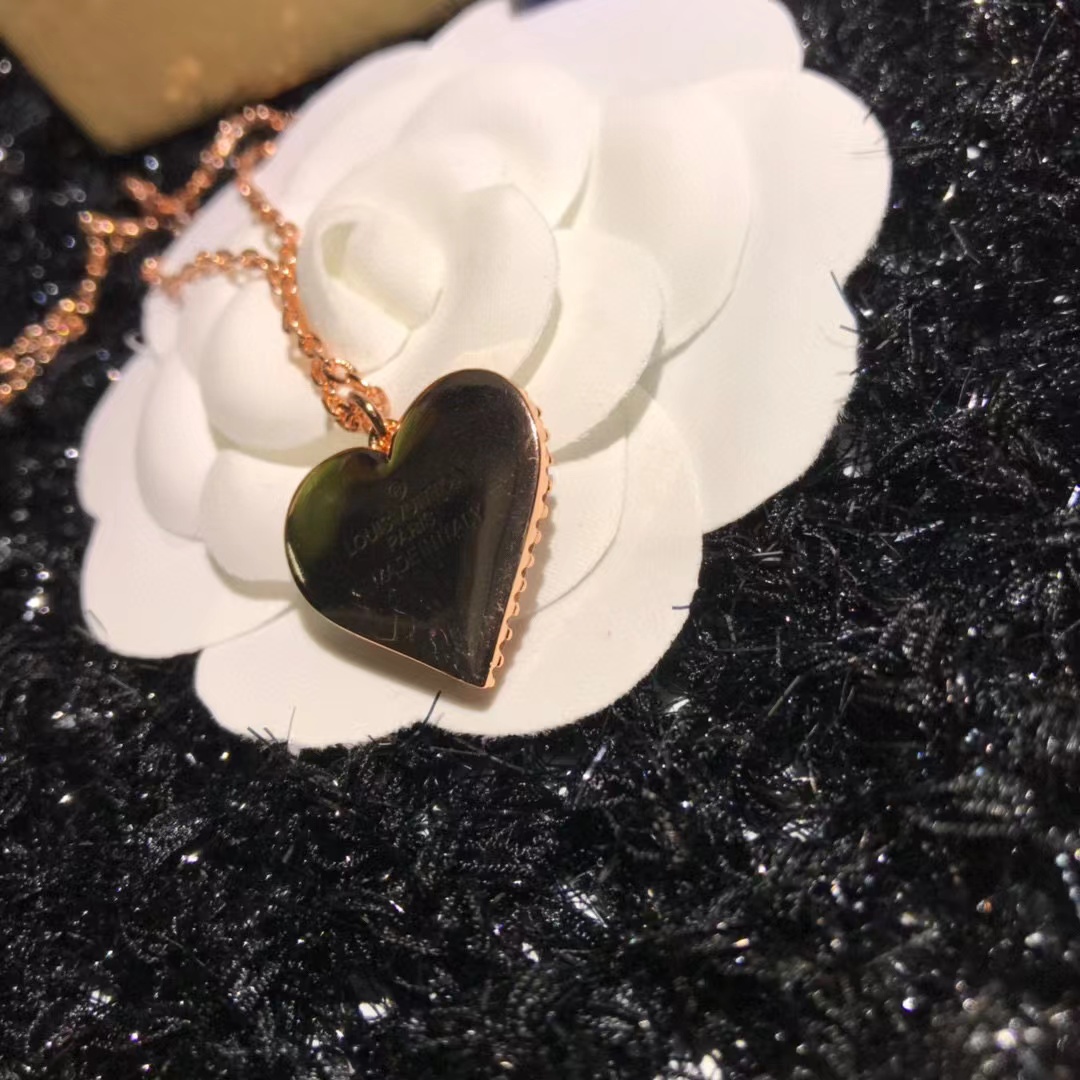 LVカラーダイヤモンドハートネックレス【50％割引+送料無料】