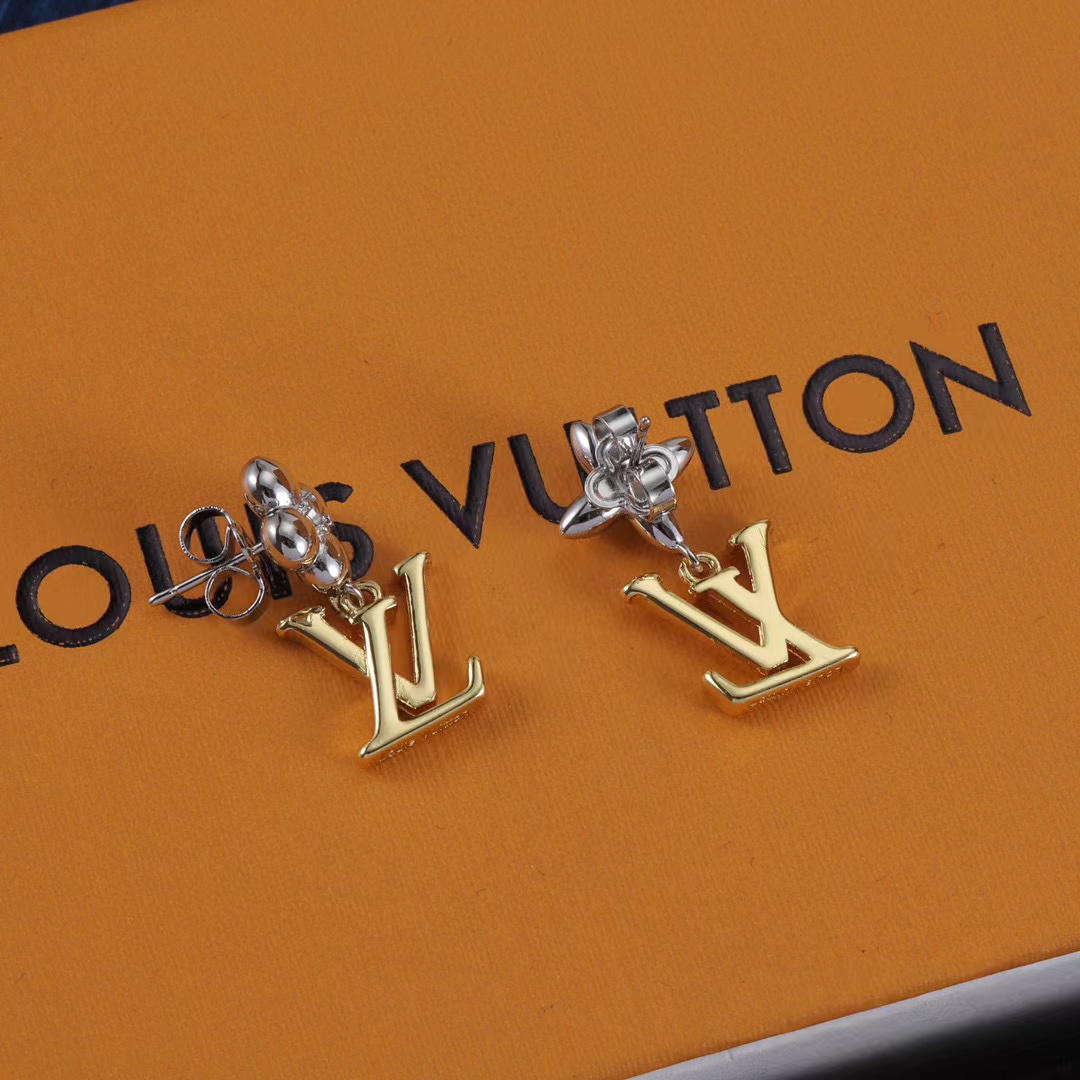 LV四つ葉のクローバー イヤリング【50％割引+送料無料】