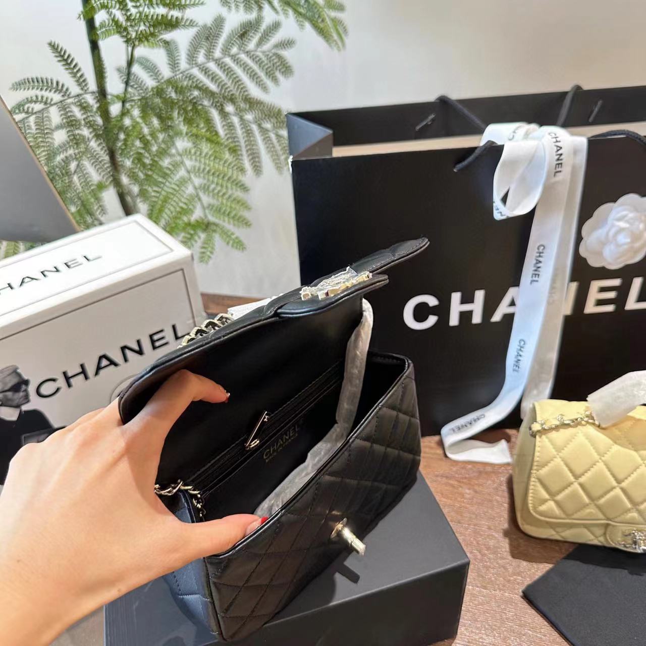 CHANE1 新作チェーンショルダークロスボディバッグ【50％割引+送料無料】