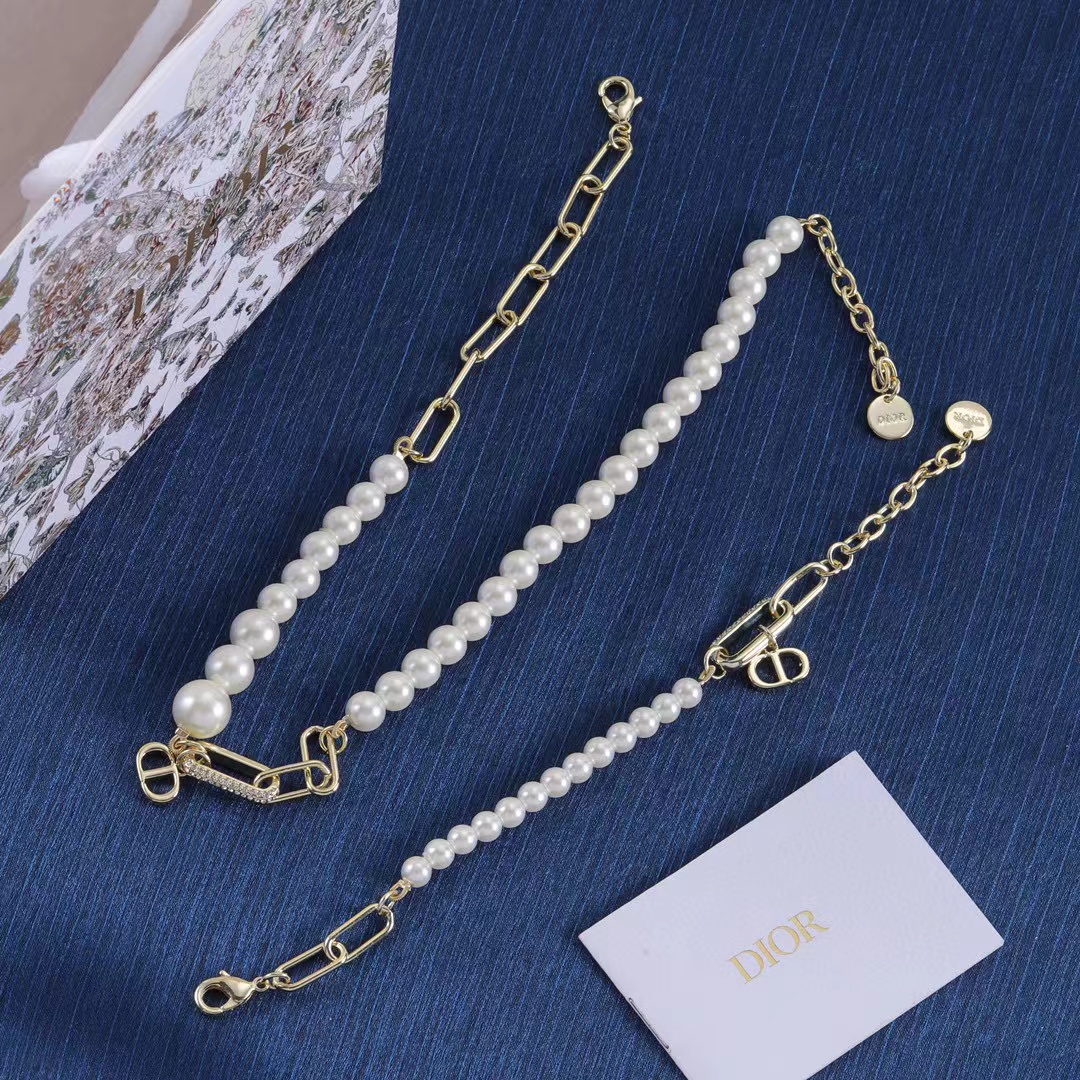 DI0R CD パールネックレス ブレスレット+ネックレス 2点セット【50％割引+送料無料】
