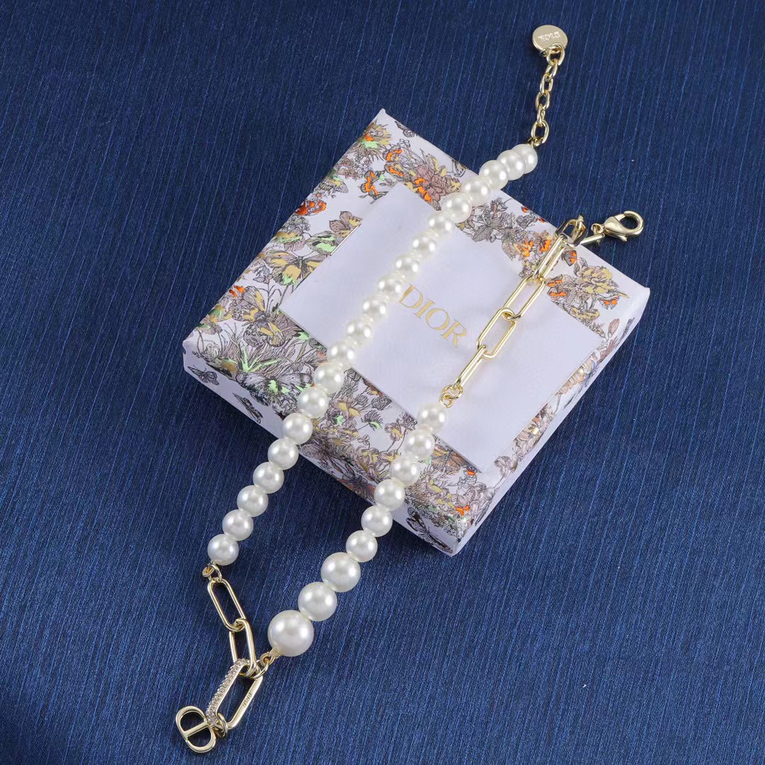 DI0R CD パールネックレス ブレスレット+ネックレス 2点セット【50％割引+送料無料】