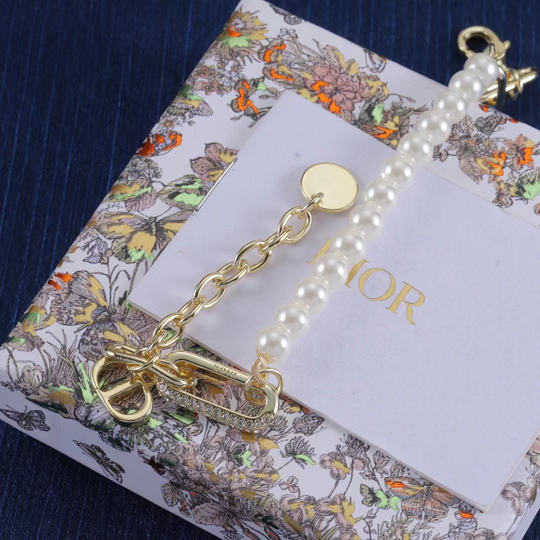 DI0R CD パールネックレス ブレスレット+ネックレス 2点セット【50％割引+送料無料】