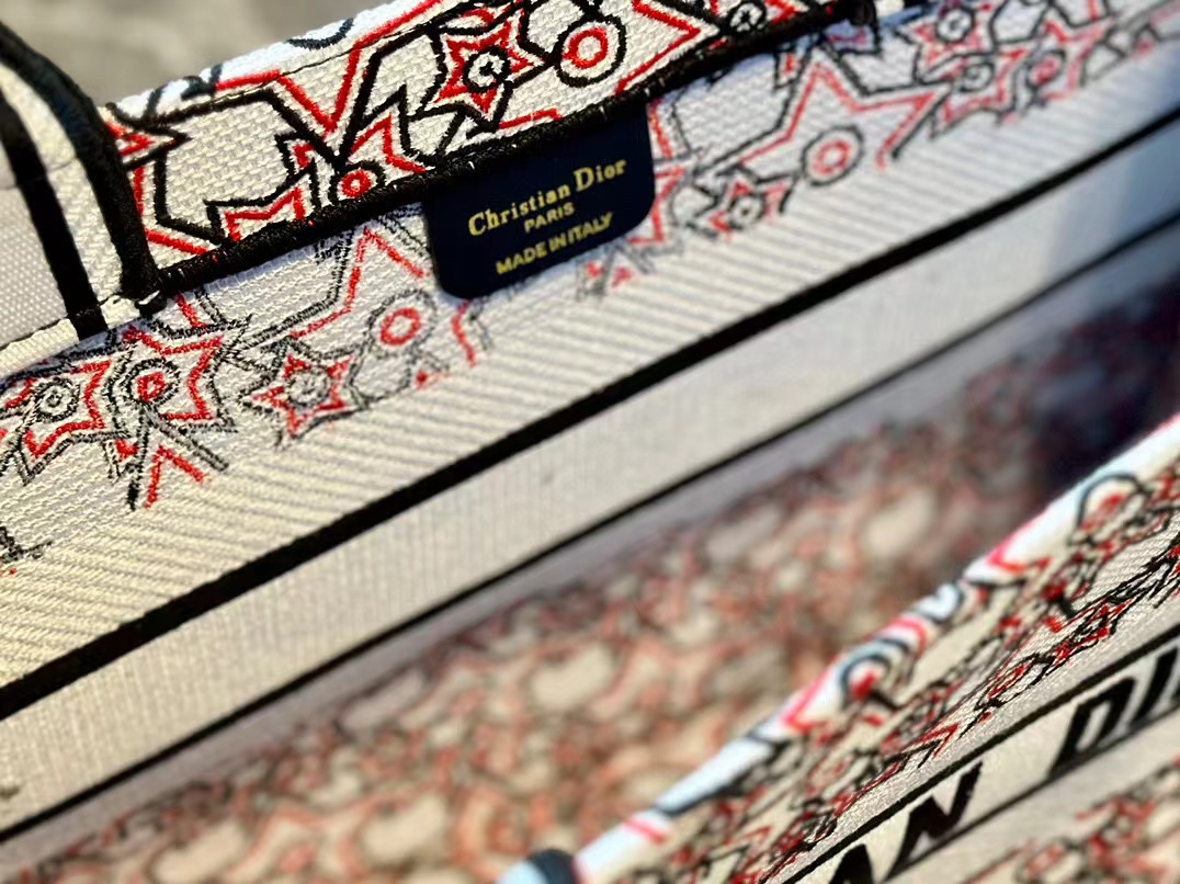 DI0R新作刺繍プリントトートバッグ【50％割引+送料無料】