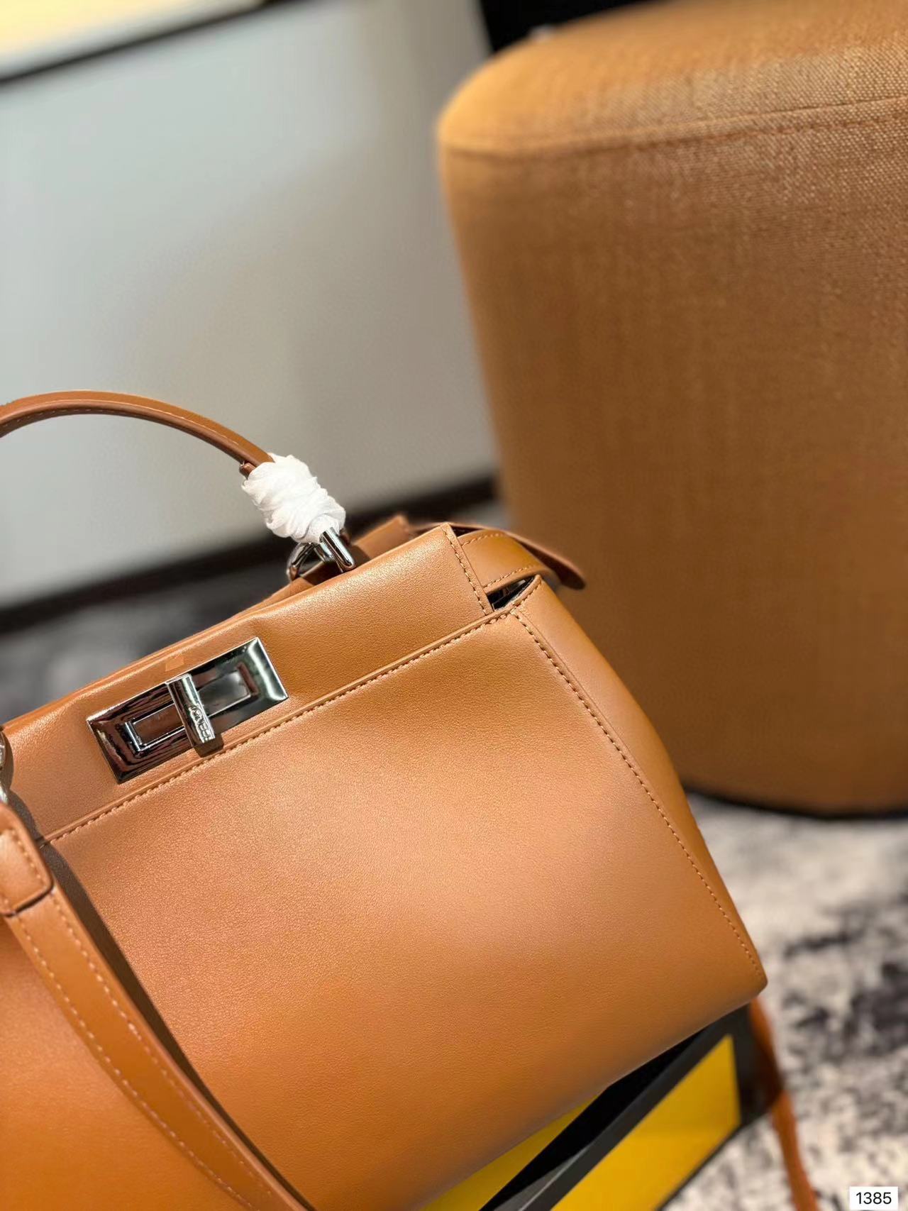 FEND1 リトルモンスター ハンドバッグ【50％割引+送料無料】