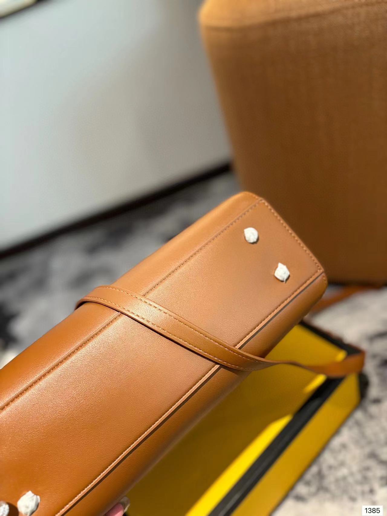 FEND1 リトルモンスター ハンドバッグ【50％割引+送料無料】