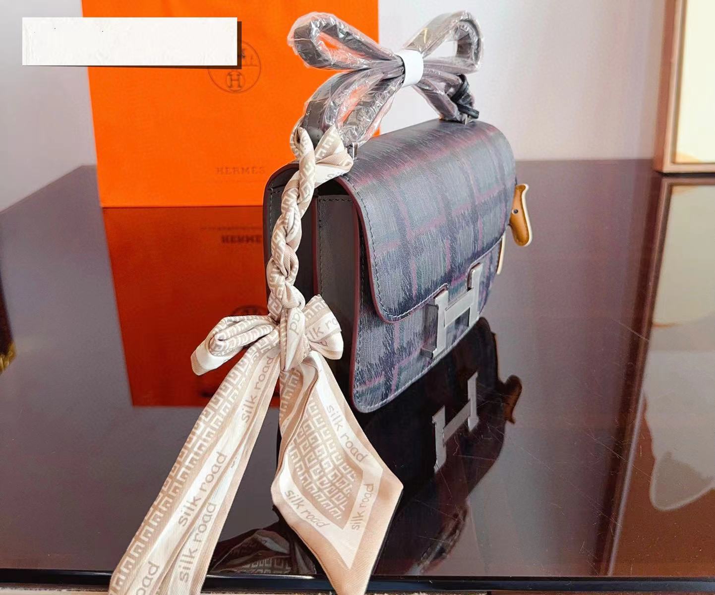 HERME5 レザー ショルダー クロスボディバッグ【50％割引+送料無料】