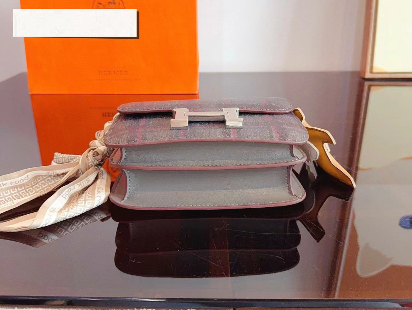HERME5 レザー ショルダー クロスボディバッグ【50％割引+送料無料】
