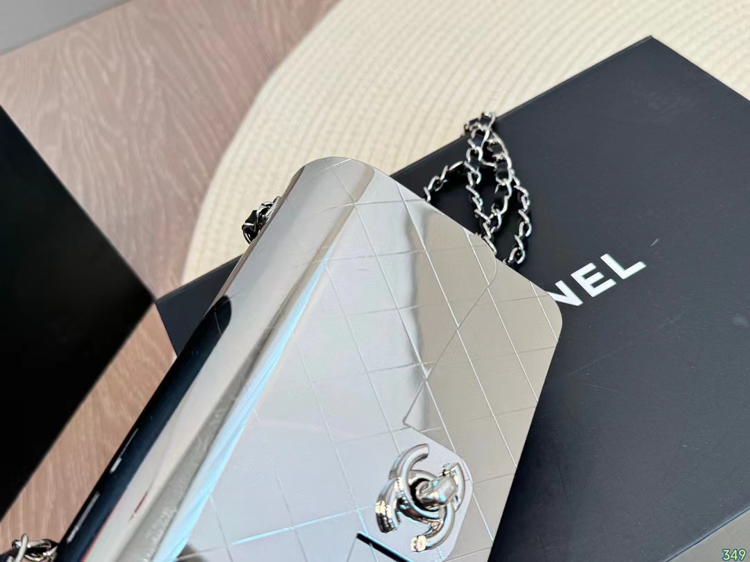 CHANE1 cf メタルチェーンバッグ【50％割引+送料無料】