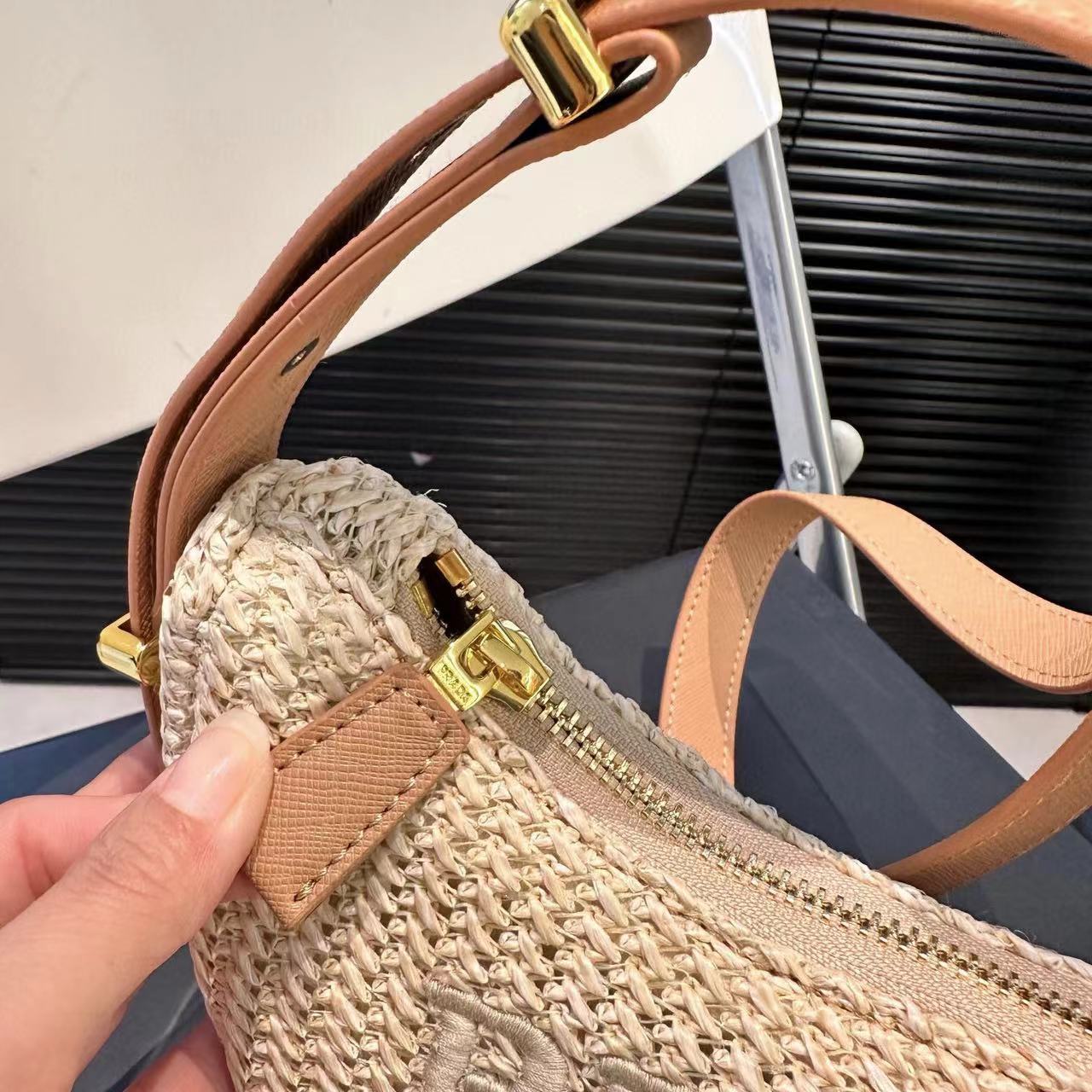 PR4DA 編み込み脇下バッグ【50％割引+送料無料】