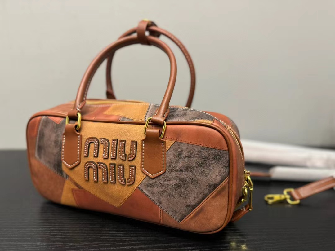 M1UM1U カウボーイ ボウリング バッグ【50％割引+送料無料】