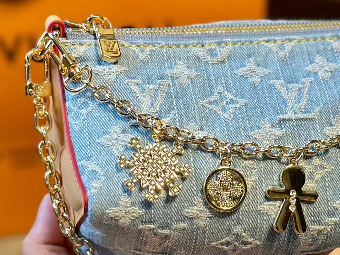 LV 四つ葉のクローバー ジャガード デニム チェーンバッグ【50％割引+送料無料】