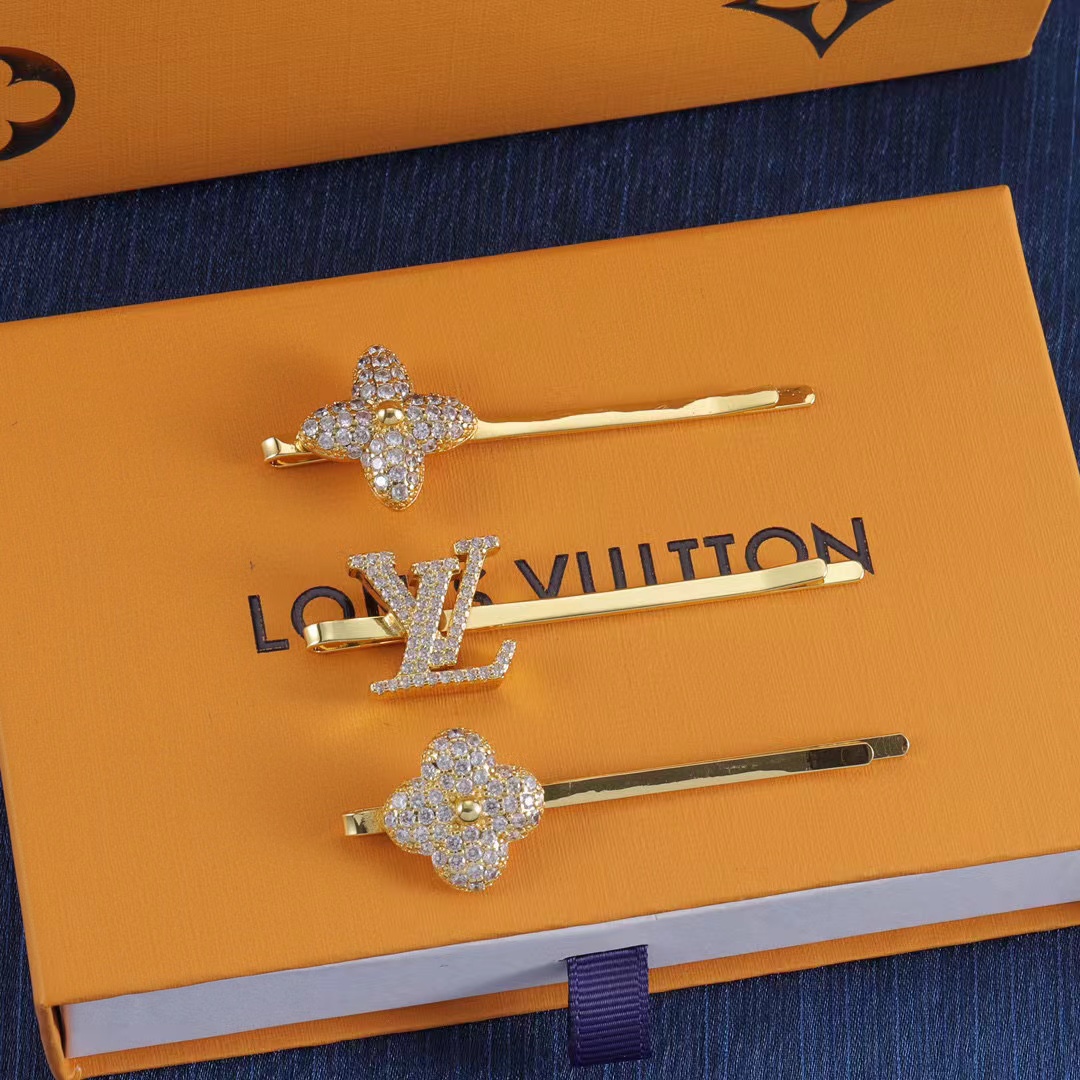 LV ヘアクリップ 3 点セット【50％割引+送料無料】