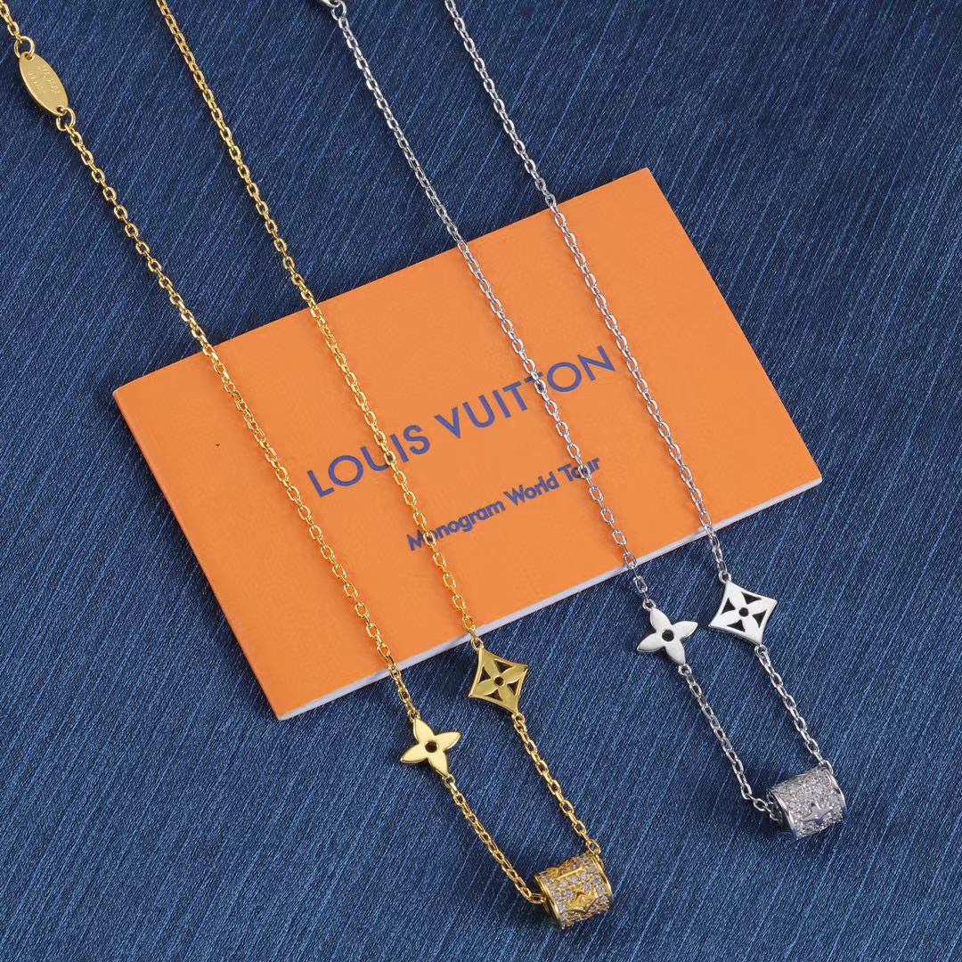 LV 四つ葉のクローバー ダイヤモンド ネックレス【50％割引+送料無料】
