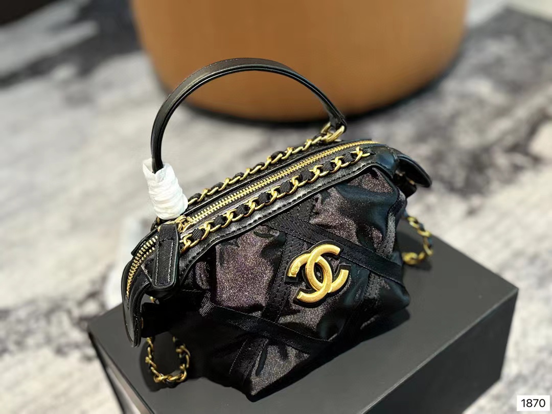 CHANE1 ブラック ゴールド サテン ハンドバッグ【50％割引+送料無料】