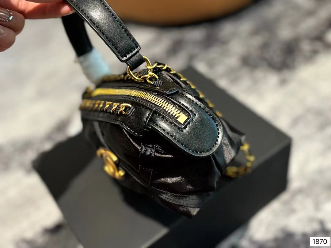 CHANE1 ブラック ゴールド サテン ハンドバッグ【50％割引+送料無料】