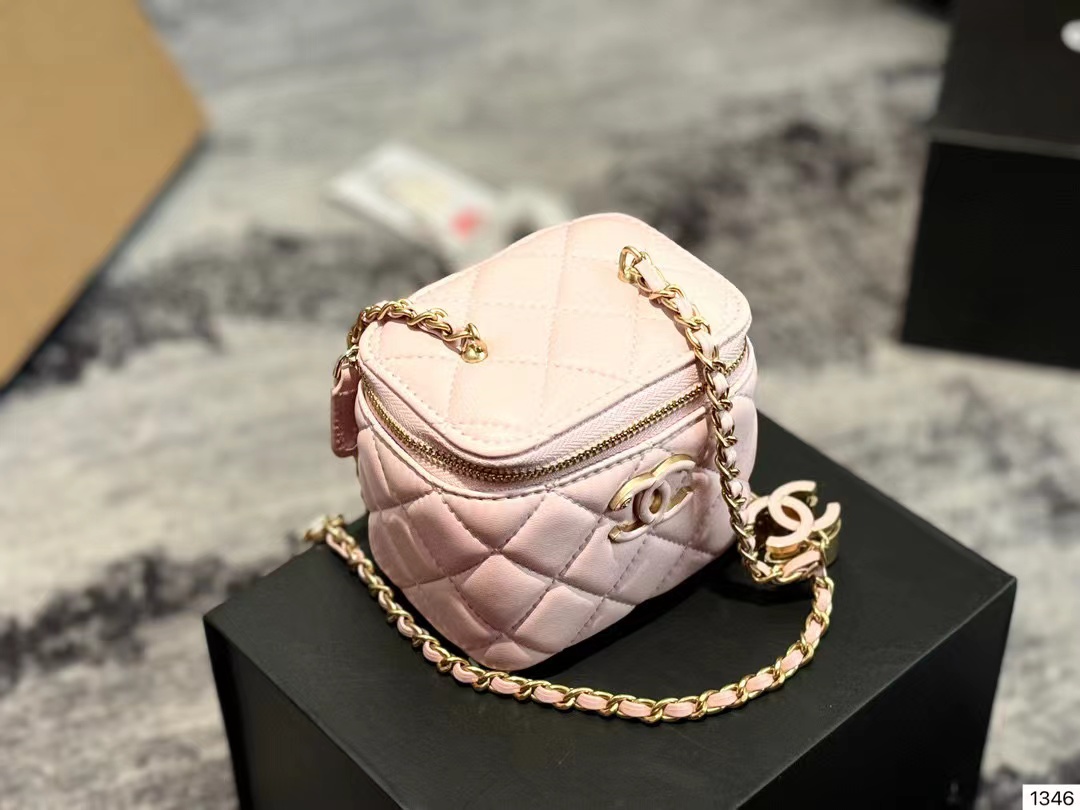 CHANE1 チェーンボックスバッグ【50％割引+送料無料】