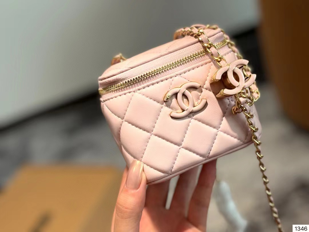 CHANE1 チェーンボックスバッグ【50％割引+送料無料】