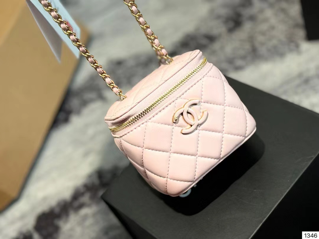 CHANE1 チェーンボックスバッグ【50％割引+送料無料】