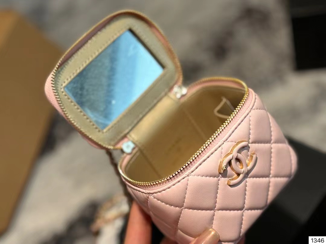 CHANE1 チェーンボックスバッグ【50％割引+送料無料】