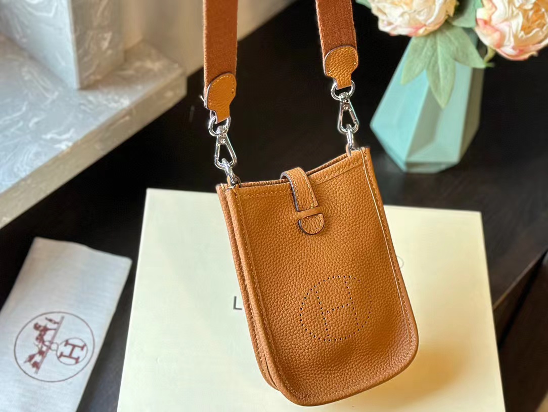 HERME5 牛革シンプル携帯バッグ【50％割引+送料無料】