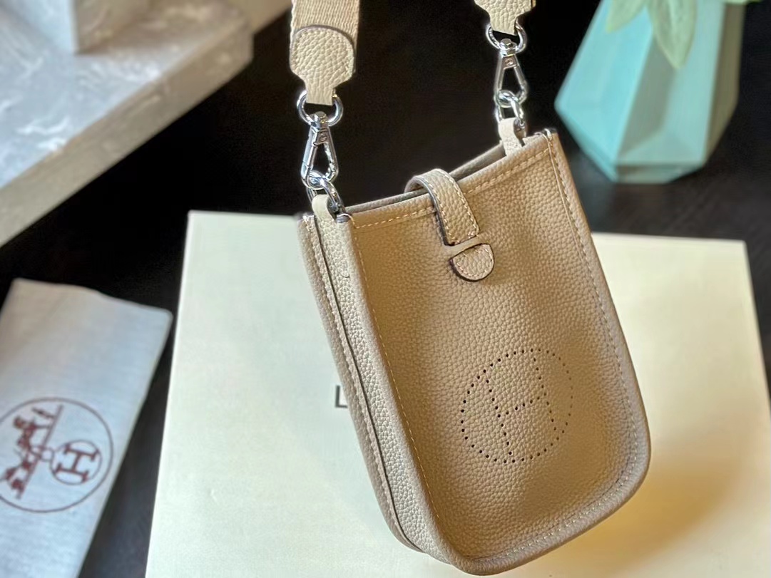 HERME5 牛革シンプル携帯バッグ【50％割引+送料無料】