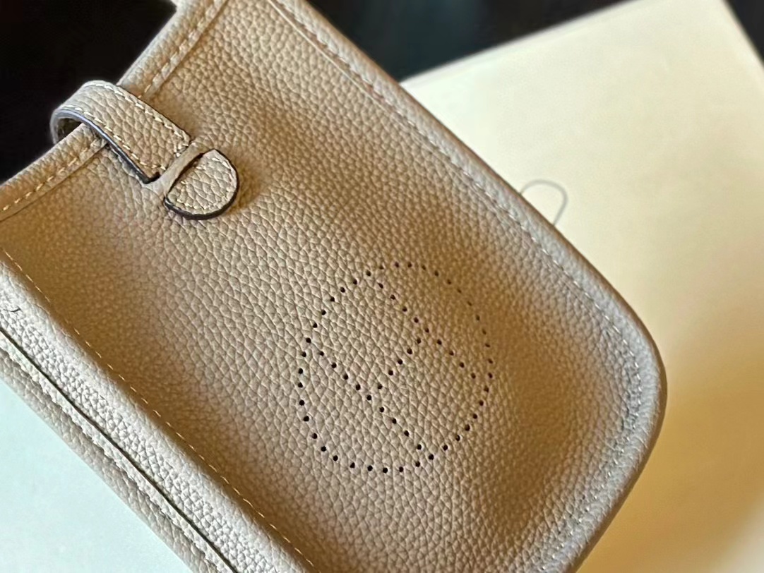 HERME5 牛革シンプル携帯バッグ【50％割引+送料無料】