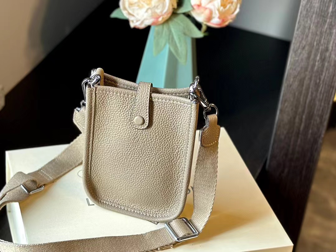 HERME5 牛革シンプル携帯バッグ【50％割引+送料無料】