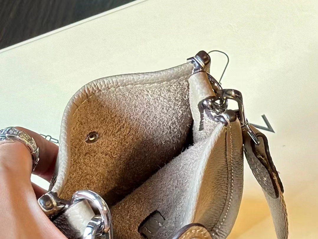 HERME5 牛革シンプル携帯バッグ【50％割引+送料無料】