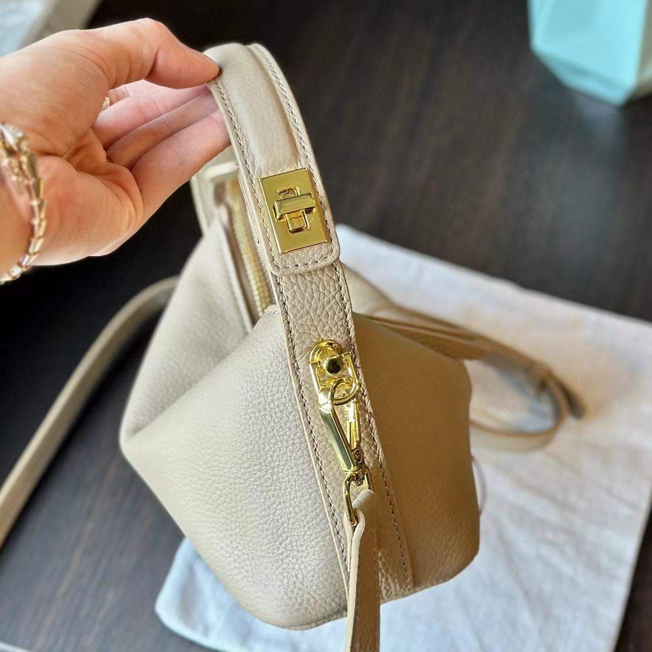 HERME5 Hobo ハンドバッグ【50％割引+送料無料】