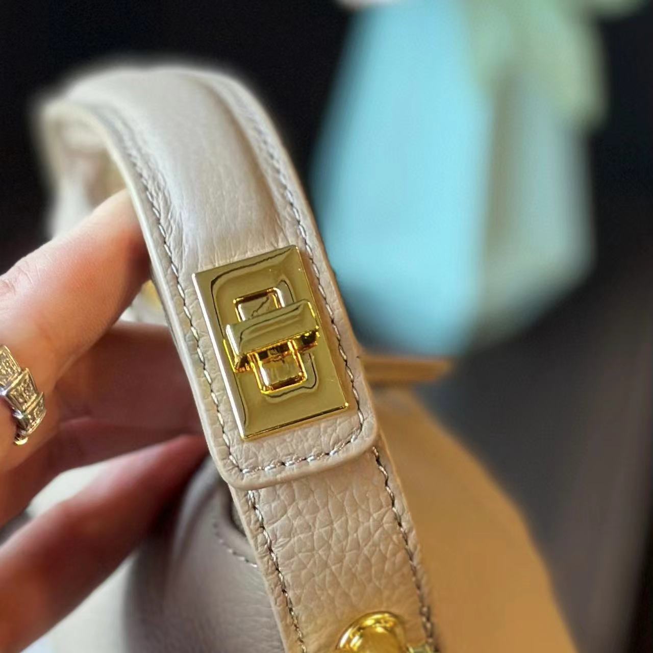 HERME5 Hobo ハンドバッグ【50％割引+送料無料】