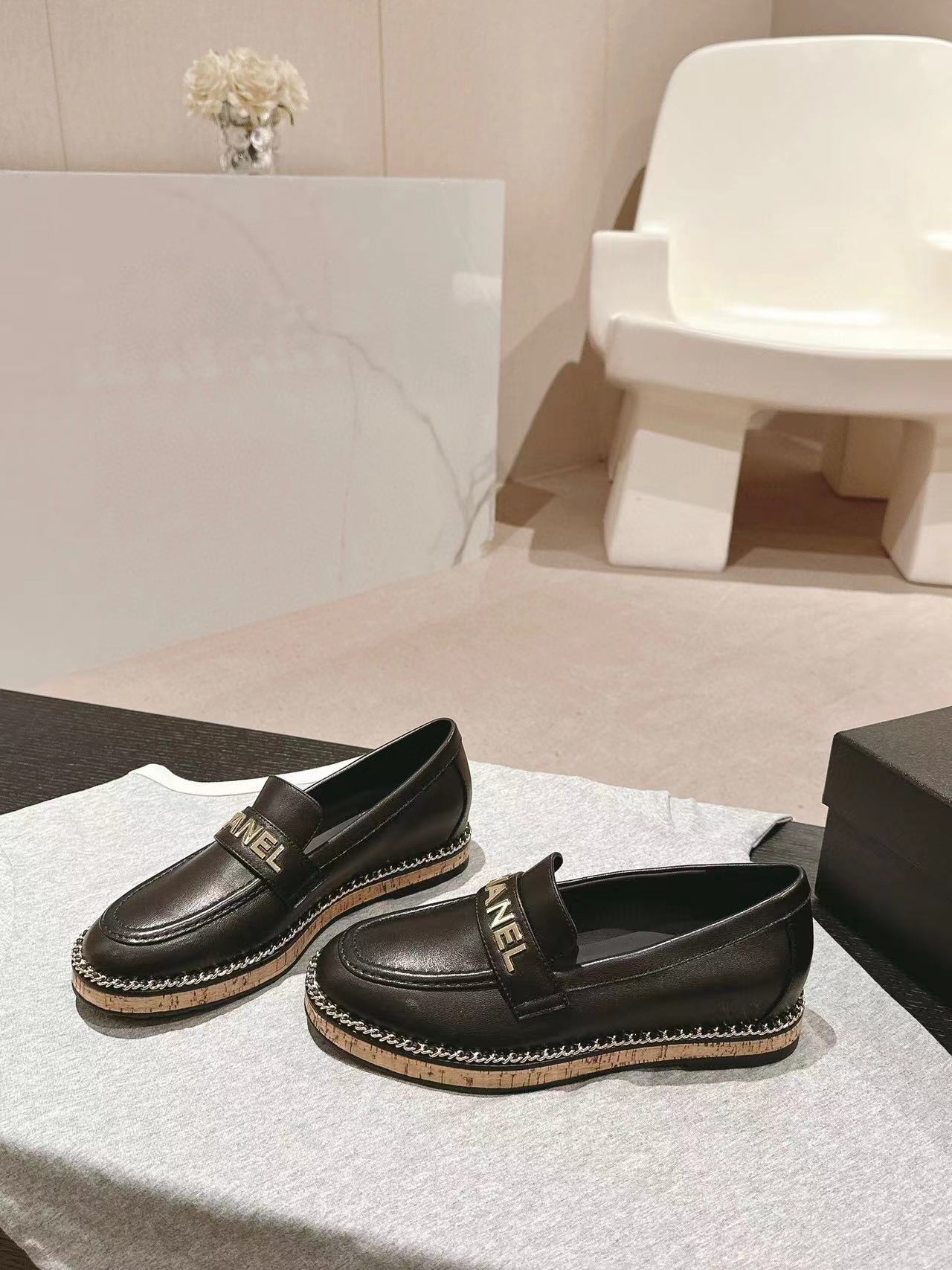 CHANE1 高品質シンプルチェーンフラットシューズ【50％割引+送料無料】