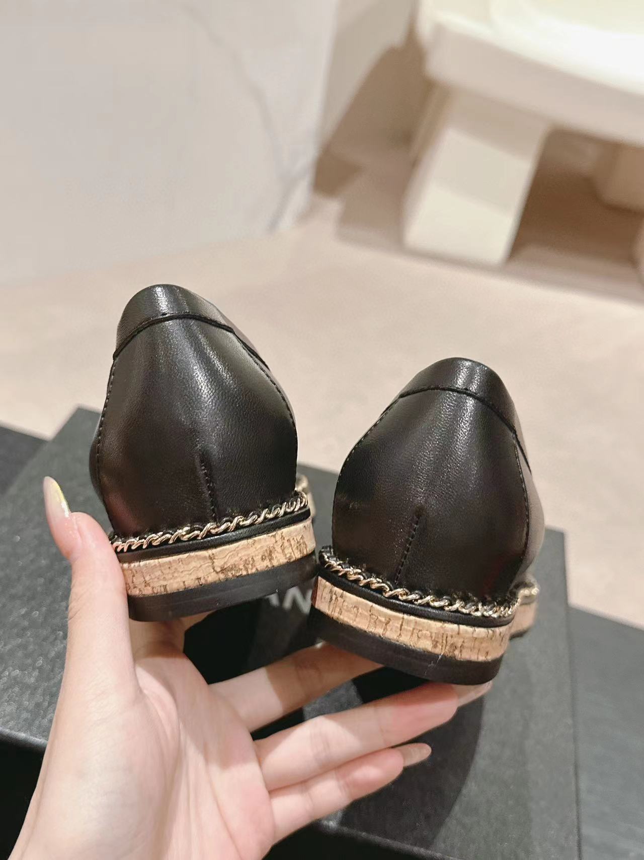 CHANE1 高品質シンプルチェーンフラットシューズ【50％割引+送料無料】