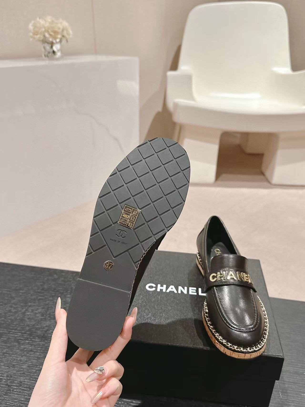 CHANE1 高品質シンプルチェーンフラットシューズ【50％割引+送料無料】