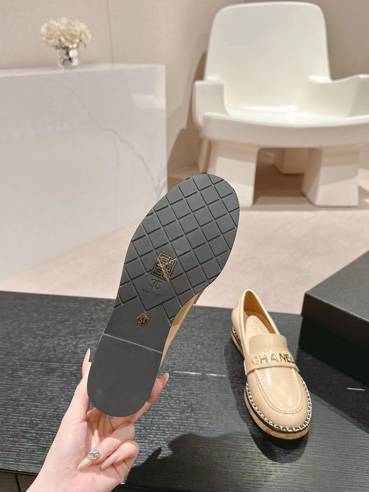CHANE1 高品質シンプルチェーンフラットシューズ【50％割引+送料無料】