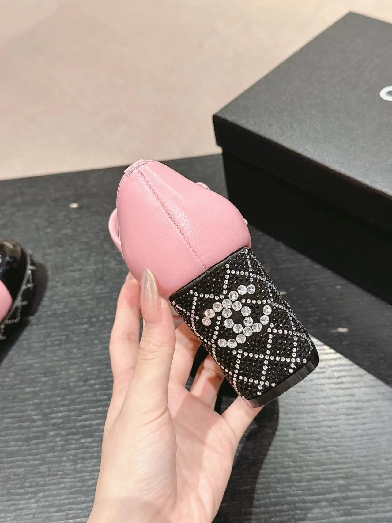 CHANE1 高品質ダイヤモンド散りばめハイヒール【50％割引+送料無料】