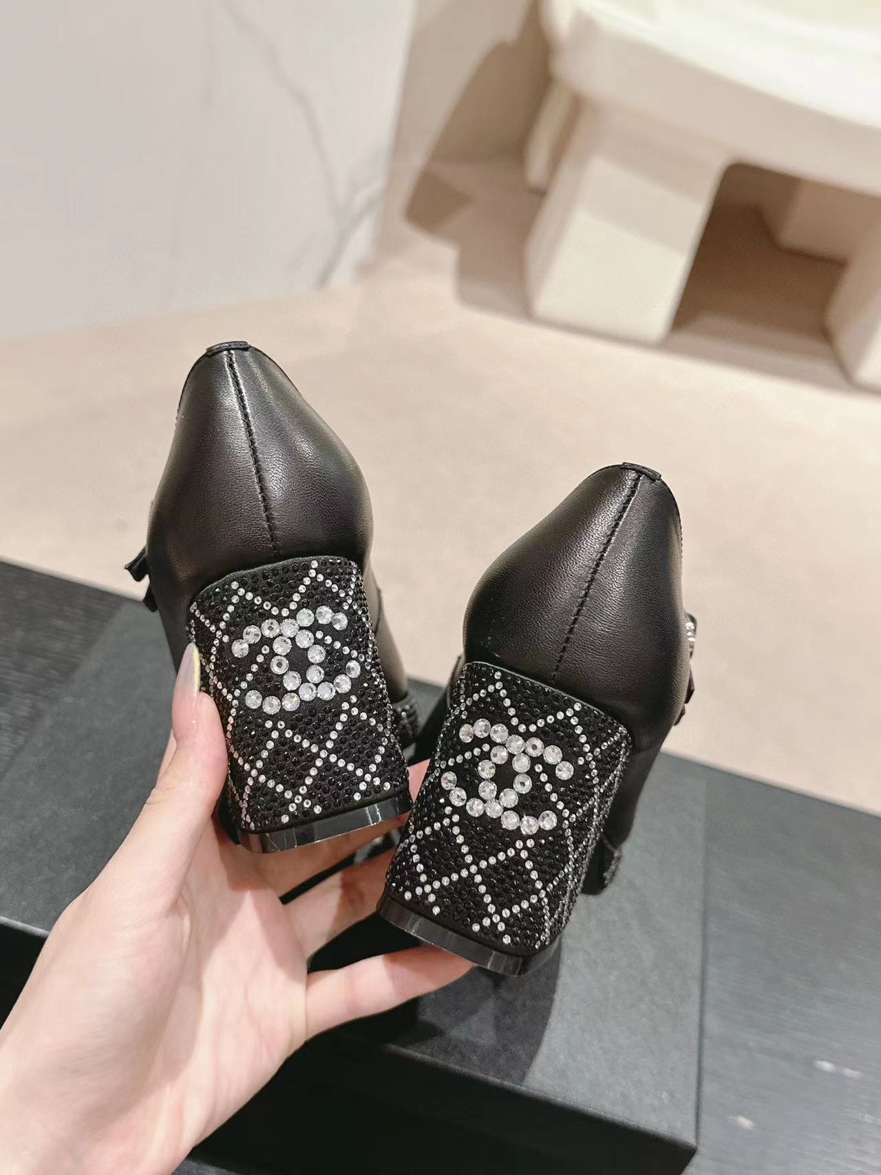 CHANE1 高品質ダイヤモンド散りばめハイヒール【50％割引+送料無料】