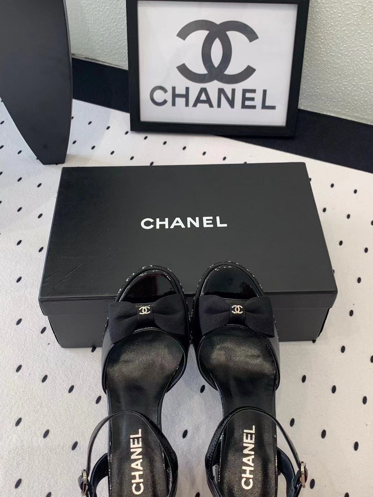 CHANE1 高品質ボウラインストーンサンダル【50％割引+送料無料】