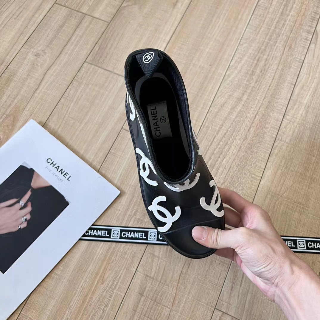 CHANE1 ダブルCロゴレインブーツ【50％割引+送料無料】