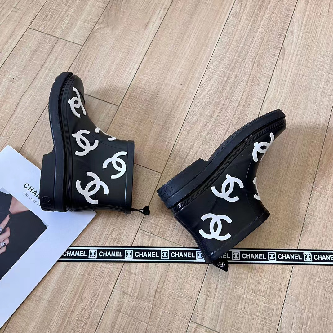 CHANE1 ダブルCロゴレインブーツ【50％割引+送料無料】