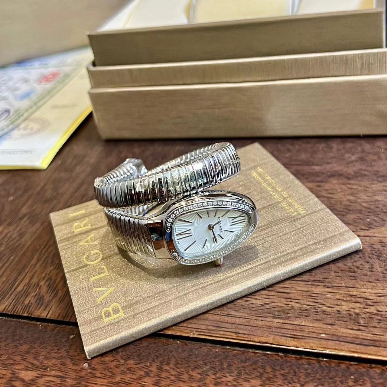 BVLGAR1スネークヘッドクラシックレディースウォッチ【50％割引+送料無料】