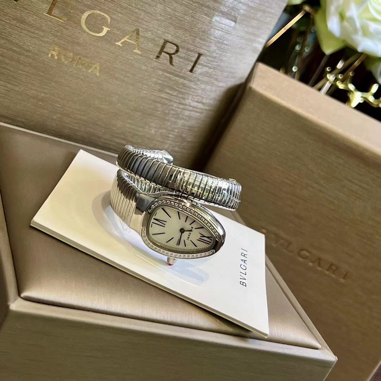 BVLGAR1スネークヘッドクラシックレディースウォッチ【50％割引+送料無料】