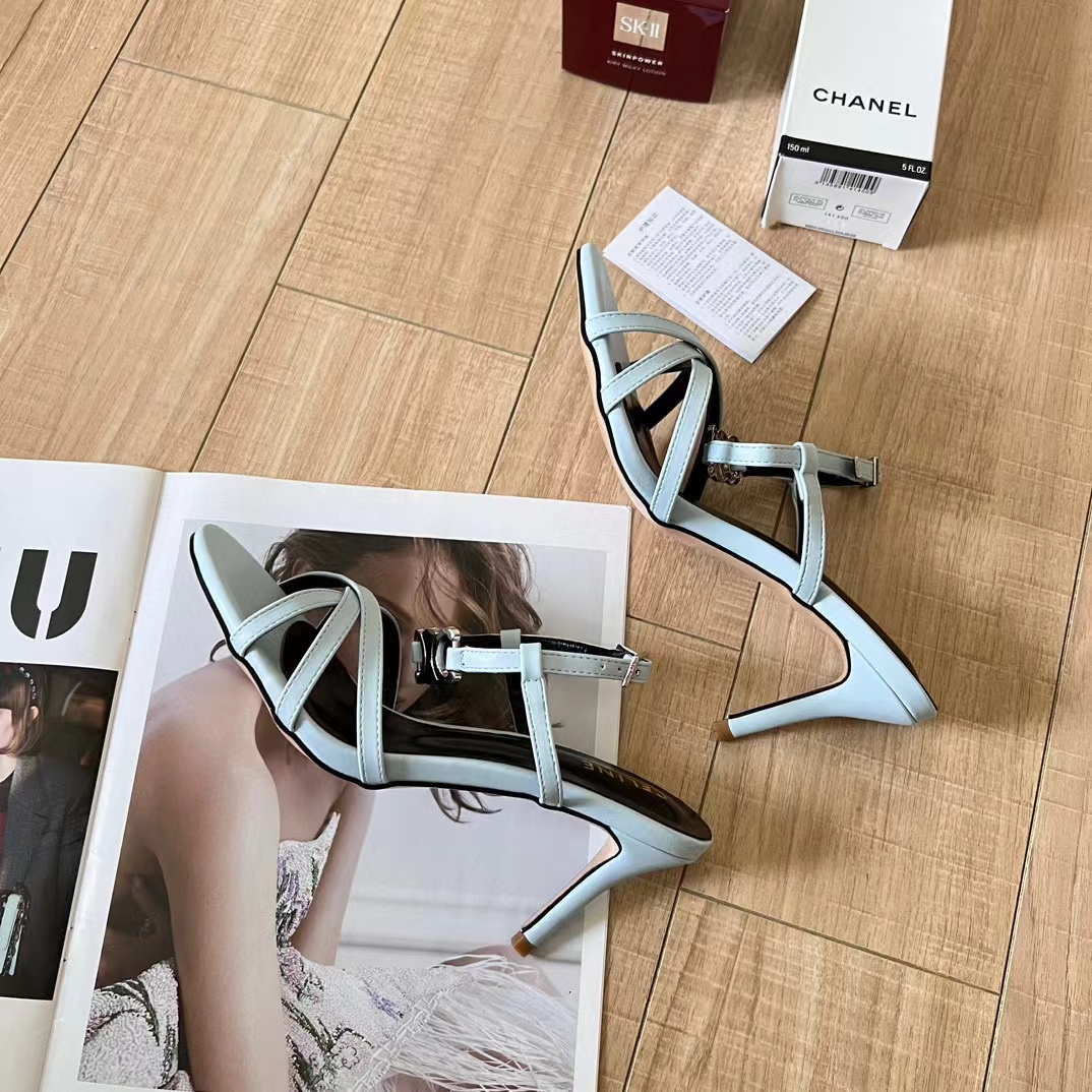 CEL1NE ピンヒール サンダル 【50％割引+送料無料】