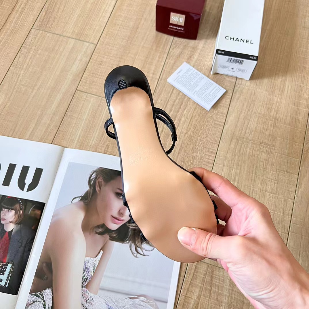 CEL1NE ピンヒール サンダル 【50％割引+送料無料】