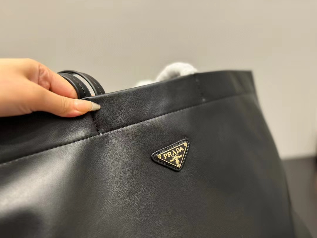 PR4DA 牛革ショッピングバッグ【50％割引+送料無料】