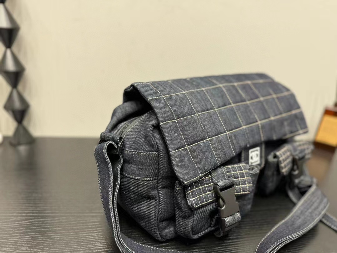 CHANE1 デニムモーターサイクルバッグ【50％割引+送料無料】