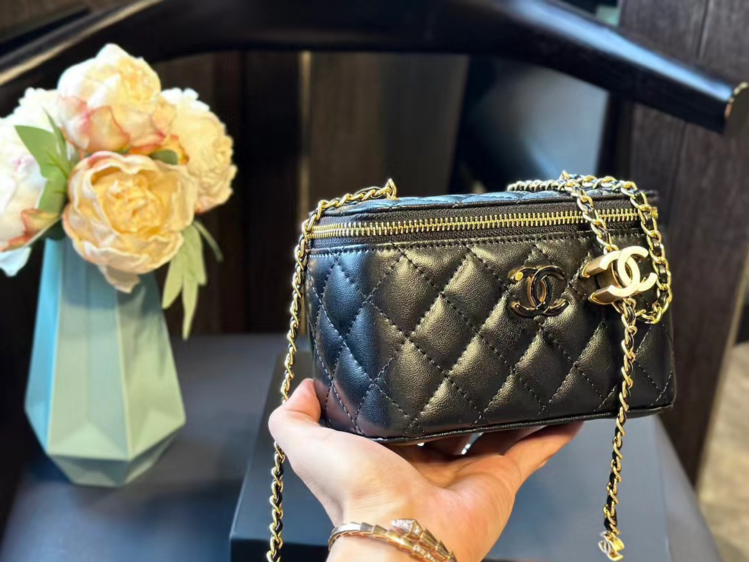 CHANE1 エナメル調節可能なバックルチェーンバッグ【50％割引+送料無料】