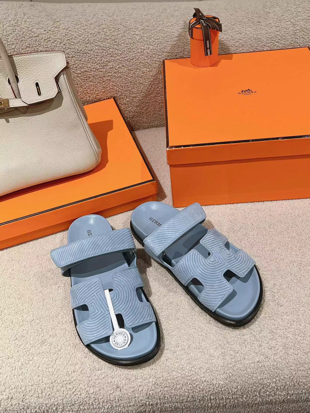 HERME5 高品質革製のスリッパ【50％割引+送料無料】