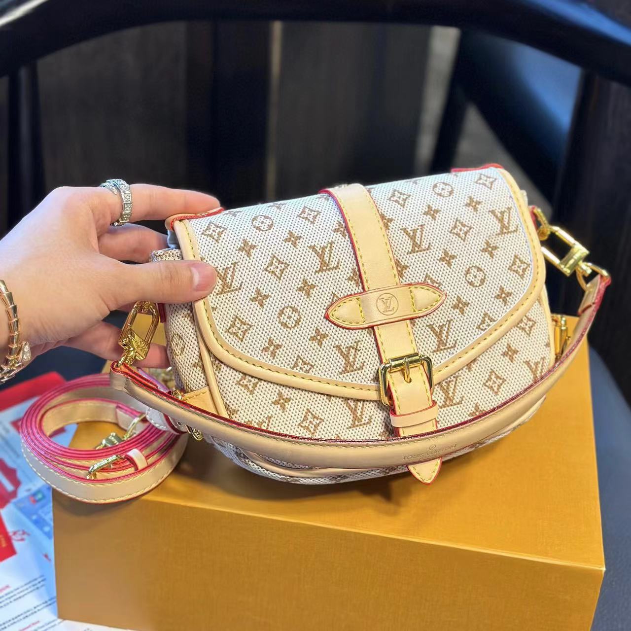 LV dauphine チェーンショルダークロスボディバッグ【50％割引+送料無料】