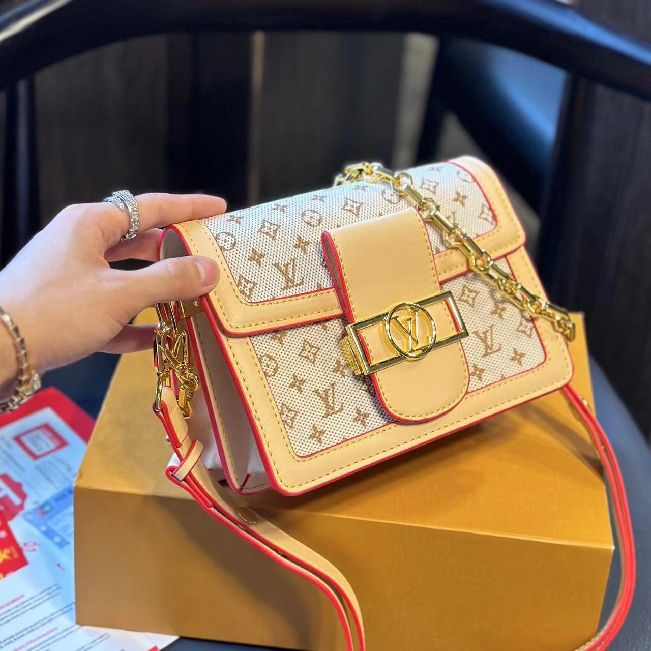 LV dauphine チェーンショルダークロスボディバッグ【50％割引+送料無料】